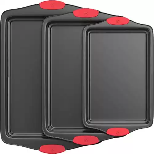 Vremi 3 Piece Nonstick Baking Sheets Set - Professional Non Stick Oven Tray Set for Baking - Non-Toxic Rimmed Carbon Steel Baking Pans Cookie Sheets with Wide BPA Free Red Silicone Handles